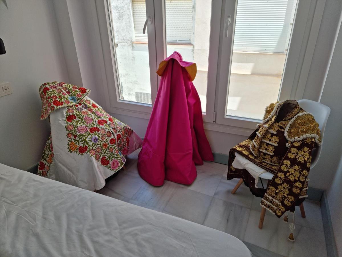 Philippe'S Home Triana Con Terraza セビリア エクステリア 写真